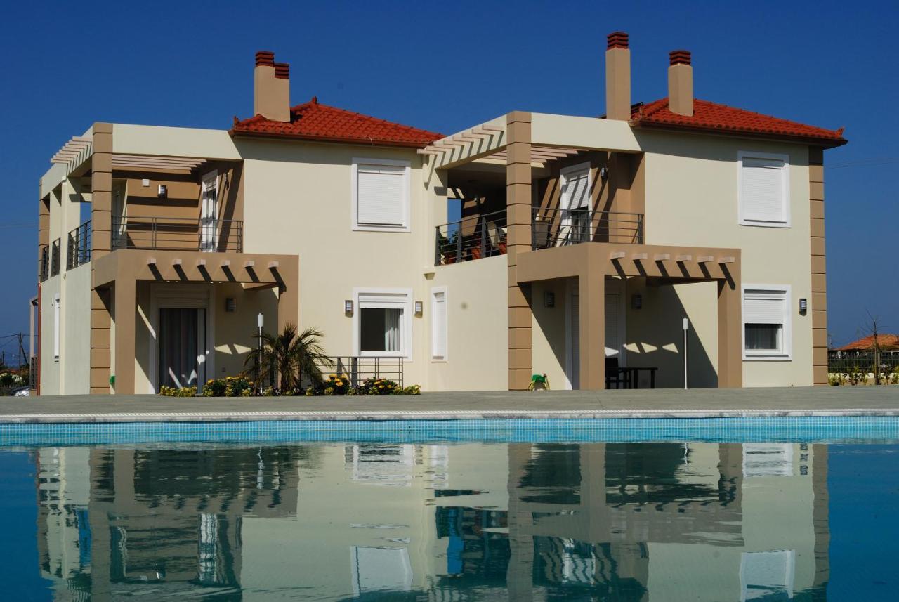 Antonios Village Hotel & Apartments Arkoudi Exterior foto