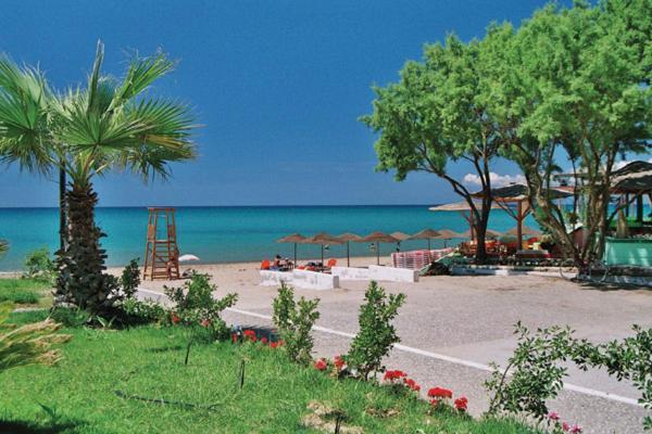 Antonios Village Hotel & Apartments Arkoudi Exterior foto